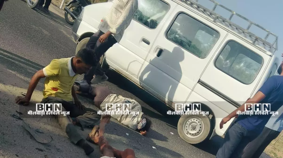 सड़क हादसे में एक की मौत, महिला सहित 3 घायल सड़क हादसे में एक की मौत, महिला सहित 3 घायल