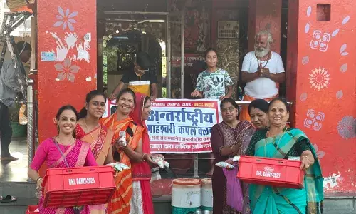 छाछ के 451 पेकेट का किया वितरण
