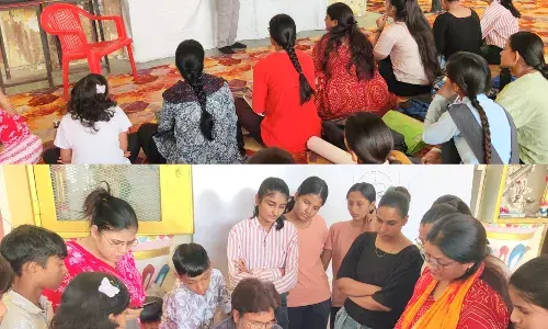 संचिना कार्यशाला का दूसरा दिन, संभागियों को चित्र बनाने के प्रयोग सिखाये, मोहनपुरिया का सम्मान