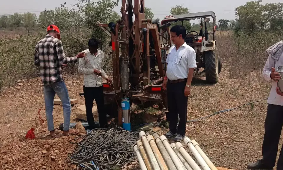 वंदे गंगा जल संरक्षण अभियान के अंतर्गत जल परीक्षण, स्त्रोत सफाई एवं जनजागरूकता कार्यक्रम आयोजित