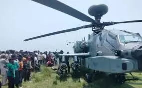 एयरफोर्स के हेलीकॉप्टर की नांगलपुर में इमरजेंसी लैंडिंग एयरफोर्स के हेलीकॉप्टर की नांगलपुर में इमरजेंसी लैंडिंग
