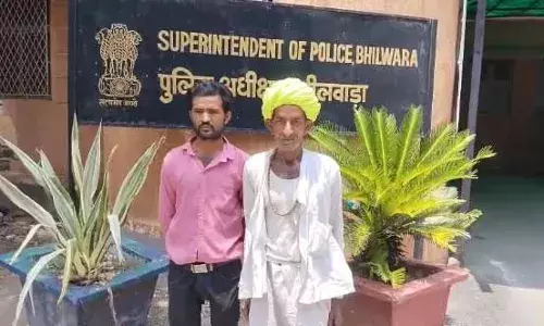 बेघर हुए नंदा कुम्हार ने पुल‍िस अधीक्षक से की न्याय की गुहार