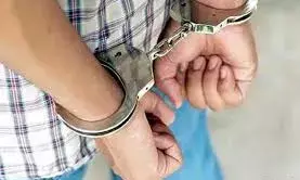 नाबालिग से रेप के मामले में युवक गिरफ्तार