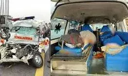 पिकअप से टकराई शव लेकर  जा रही एंबुलेंस 5 लोगों की दर्दनाक मौत