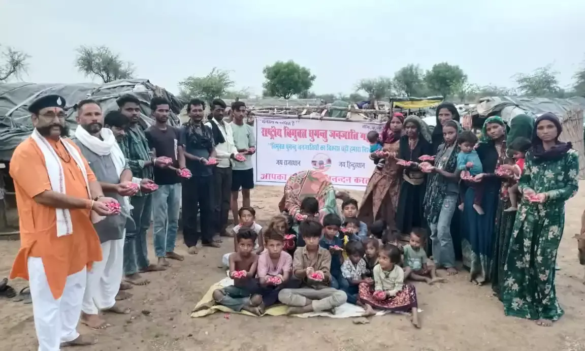 अहमदाबाद हादसे के मृतकों को दी श्रद्धांजलि