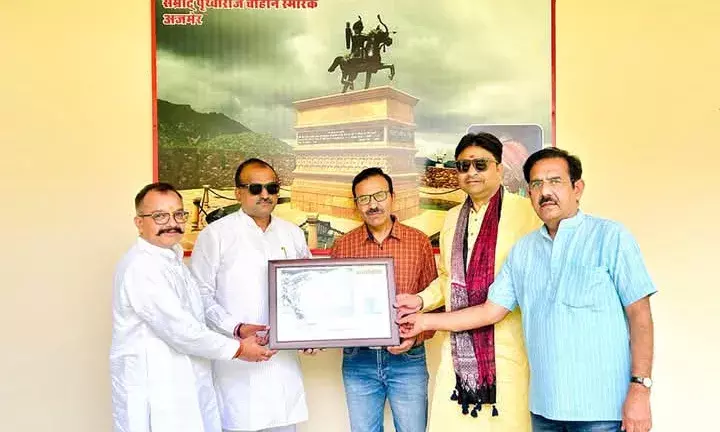 विधायक शत्रुघ्न गौतम को योग दिवस कार्यक्रम में आमंत्रण, विश्वविद्यालय की कार्यप्रणाली से हुए प्रभावित