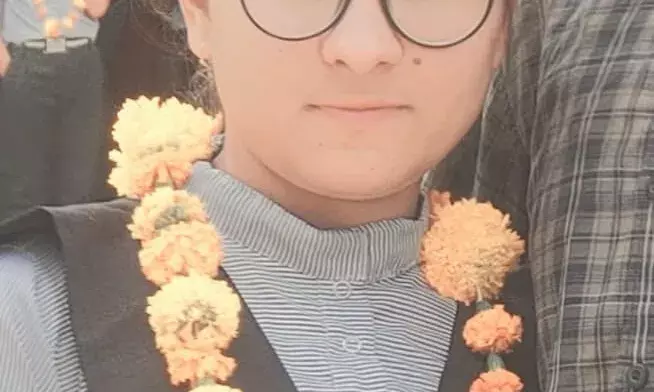 ट्रक ड्राइवर की बेटी ने नीट परीक्षा में हासिल की बड़ी सफलता, क्षेत्र का नाम किया रोशन ट्रक ड्राइवर की बेटी ने नीट परीक्षा में हासिल की बड़ी सफलता, क्षेत्र का नाम किया रोशन