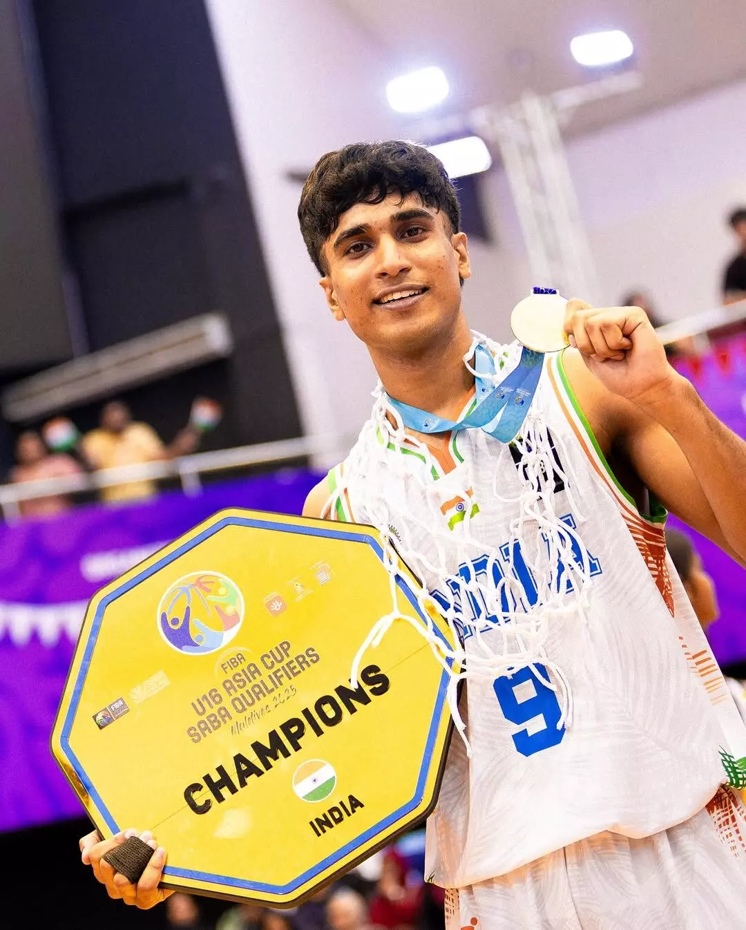 खान के उत्कृष्ठ प्रदर्शन से भारत बना साउथ एशियन क्वालीफायर्स बास्केटबॉल का चैंपियन खान के उत्कृष्ठ प्रदर्शन से भारत बना साउथ एशियन क्वालीफायर्स बास्केटबॉल का चैंपियन