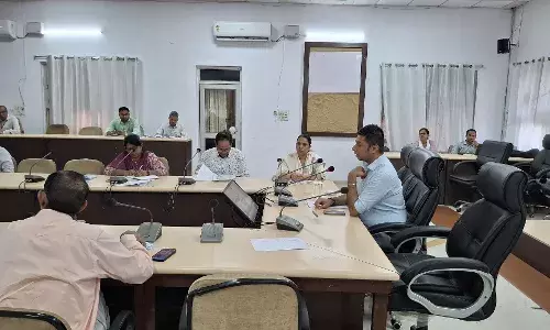 अंतर्राष्ट्रीय योग दिवस पर आमजन की सहभागिता बढ़ाकर आयोजन को बनाये सफल- जिला कलक्टर