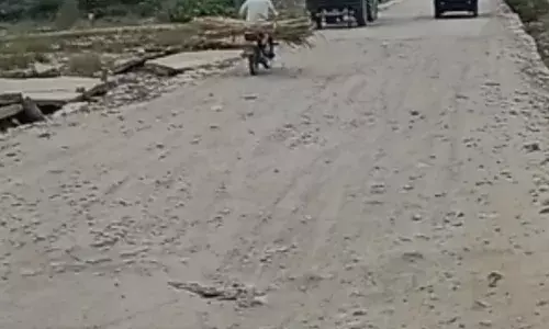 मांडलगढ़ क्षैत्र में वर्षा से पहले ध्यान दें छोटी पुलियाओं एवं सड़कों की दुर्दशा पर