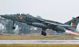 ईरान में फंसे 10 हजार भारतीयों की वापसी के लिए वायुसेना तैयार, जल्द शुरू हो सकता है रेस्क्यू ऑपरेशन