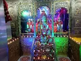 बप्पा का ध्यान करने मात्र से व्यक्ति के जीवन की सारी परेशानियां हो जाती हैं हल बप्पा का ध्यान करने मात्र से व्यक्ति के जीवन की सारी परेशानियां हो जाती हैं हल