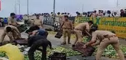 मौत बनकर आई लोडिंग गाड़ी, 4 की दर्दनाक मौत मौत बनकर आई लोडिंग गाड़ी, 4 की दर्दनाक मौत
