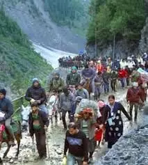अमरनाथ यात्रा मार्ग की सुरक्षा चाक-चौबंद, हेलिकॉप्टर से नहीं जा सकेंगे पवित्र गुफा अमरनाथ यात्रा मार्ग की सुरक्षा चाक-चौबंद, हेलिकॉप्टर से नहीं जा सकेंगे पवित्र गुफा