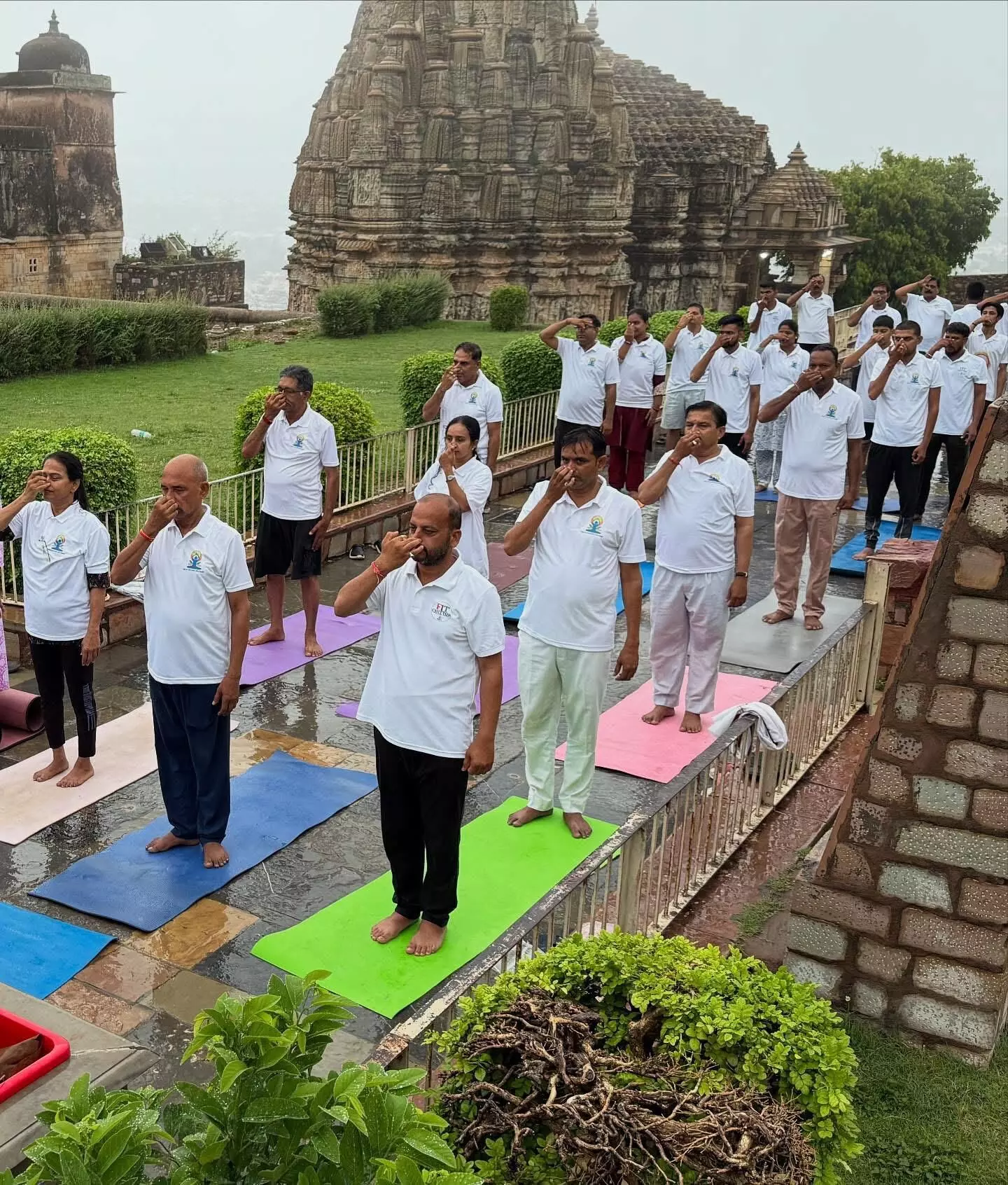 योगाभ्यास कार्यक्रम का हुआ आयोजन