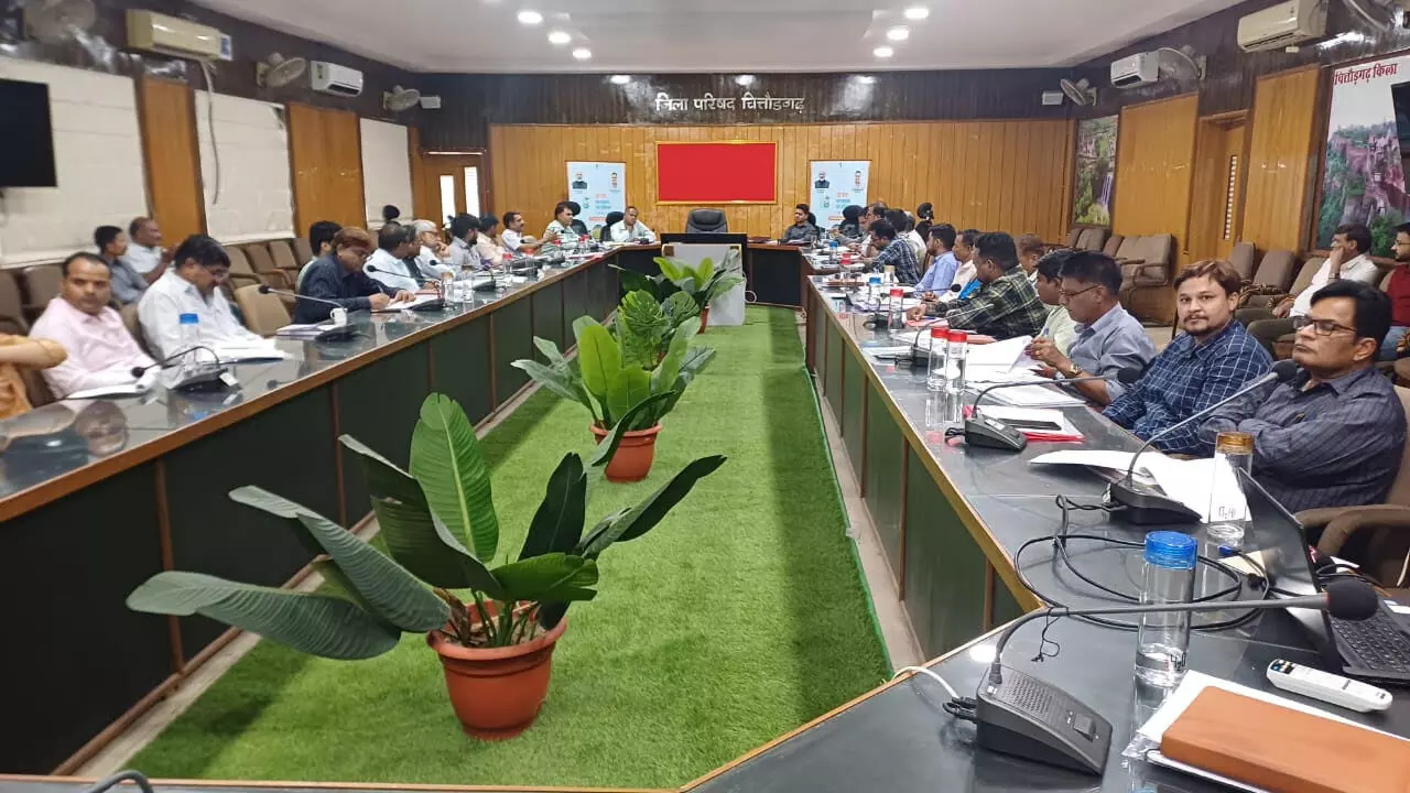 कृषि, उद्यान एवं आत्मा योजनाओं की समीक्षा बैठक आयोजित