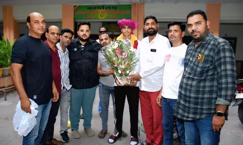 बास्केटबॉल स्वर्ण पदक मोहम्मद का भीलवाड़ा पंहुचने पर किया इस्तकबाल बास्केटबॉल स्वर्ण पदक मोहम्मद का भीलवाड़ा पंहुचने पर किया इस्तकबाल