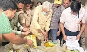 नकली खाद-बीज बनाने वाले फैक्ट्रियों पर छापे, किशनगढ़ में भी रेड नकली खाद-बीज बनाने वाले फैक्ट्रियों पर छापे, किशनगढ़ में भी रेड