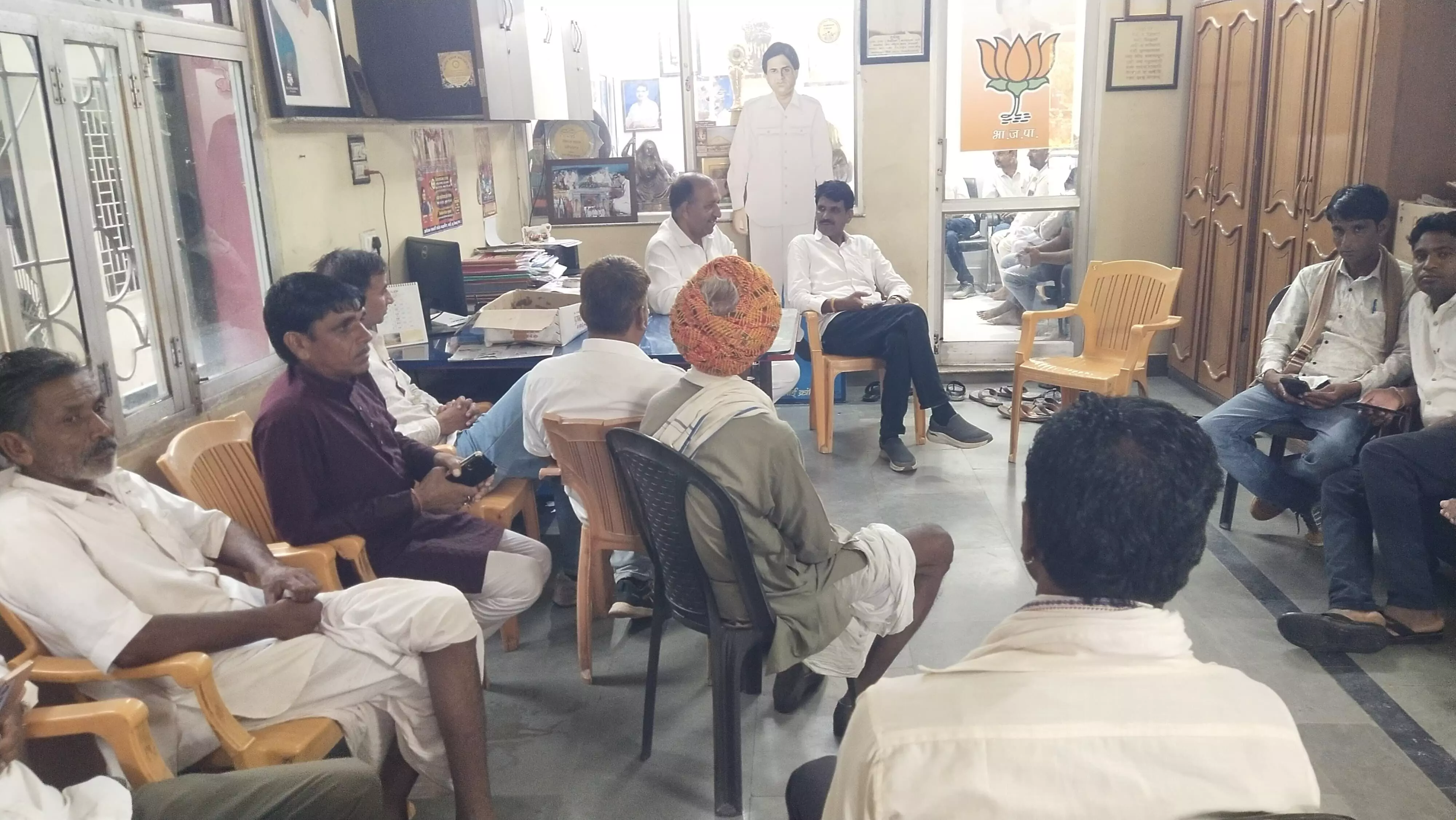 विधायक कृपलानी ने छोटीसादड़ी क्षेत्र की पंचायतों के प्रतिनिधि मंडलों से की भेंट