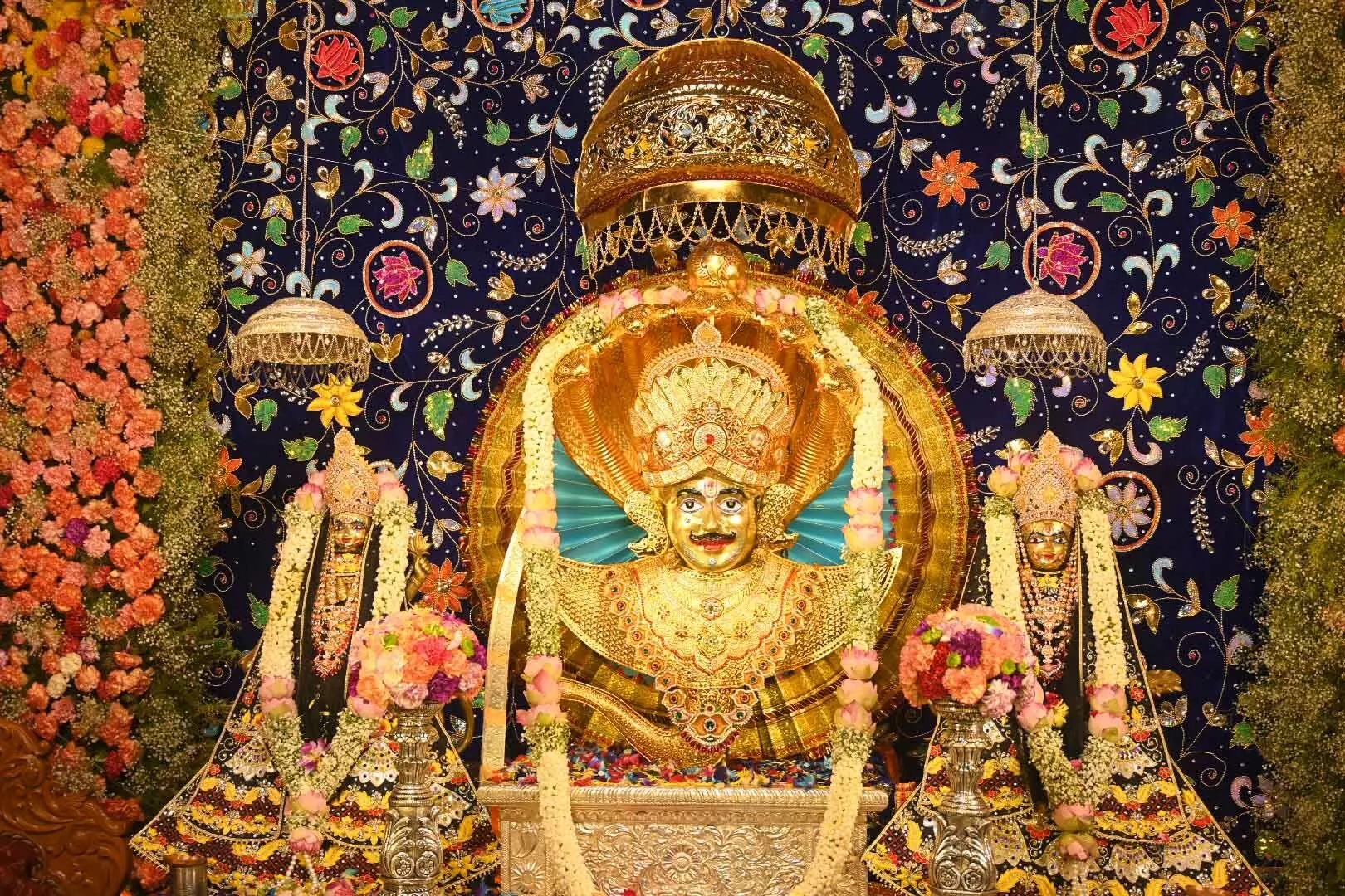 ठाकुर जी के दिव्य दर्शन ने कल्याण नगरी को धन्य किया