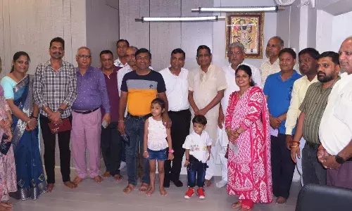 अखिल भारतीय माहेश्वरी सेवा सदन पुष्कर ने तीसरी संतान होने पर सात परिवारों को दी 50 हजार रुपये की एफडी