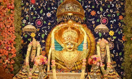 ठाकुर जी के दिव्य दर्शन ने कल्याण नगरी को धन्य किया