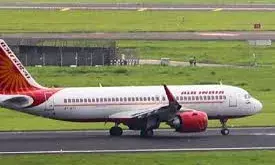 बड़ा हादसा टला! Air India की एक और फ्लाइट में बड़ी चूक, पायलट ने बीच रनवे पर रोका प्लेन बड़ा हादसा टला! Air India की एक और फ्लाइट में बड़ी चूक, पायलट ने बीच रनवे पर रोका प्लेन