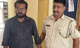 पत्रकार बता होटल संचालकों को ब्लैकमेल कर कर रहा था वसूली,गिरफ्तार