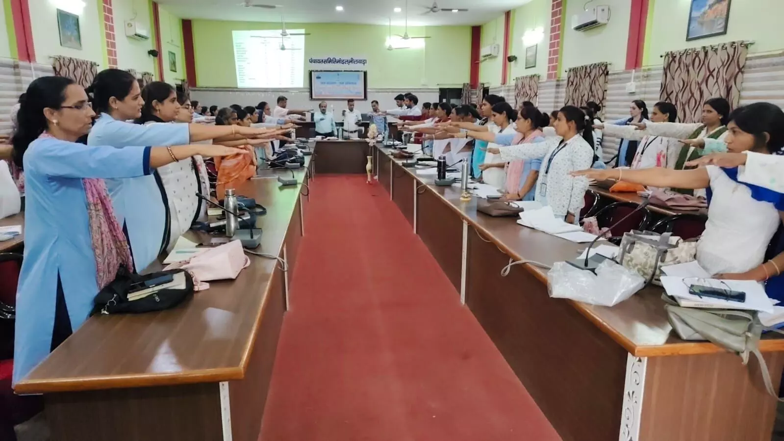 चिकित्सा संस्थानों में व्यापक स्तर पर दिलाई जल सरंक्षण की शपथ चिकित्सा संस्थानों में व्यापक स्तर पर दिलाई जल सरंक्षण की शपथ
