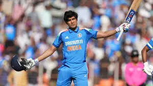 नए युग का शुभ-आग-मन... शतक जड़कर कप्तान Shubman Gill ने रचा इतिहास नए युग का शुभ-आग-मन... शतक जड़कर कप्तान Shubman Gill ने रचा इतिहास