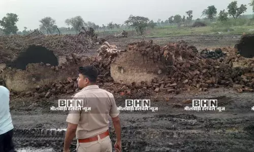 रायला अवैध कोयला भट्टियों पर तीसरे दिन भी कार्रवाई, अब तक 271 भट्टियां ध्वस्त* रायला अवैध कोयला भट्टियों पर तीसरे दिन भी कार्रवाई, अब तक 271 भट्टियां ध्वस्त*