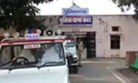 भदादा व जाट रिमांड पर, चार और नामचीन लोगों की तलाश में जुटी पुलिस की तीन टीमें भदादा व जाट रिमांड पर, चार और नामचीन लोगों की तलाश में जुटी पुलिस की तीन टीमें