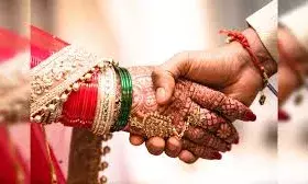 क्या सही है बच्चों की मर्जी के बिना उनकी शादी करना?