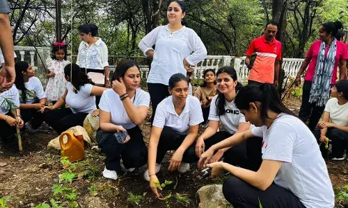अंतर्राष्ट्रीय योग दिवस पर योग संग वृक्षारोपण उत्सव मनाया