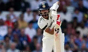 बारिश के कारण जल्दी खत्म हुआ तीसरे दिन का खेल, भारत ने हासिल की 96 रन की बढ़त बारिश के कारण जल्दी खत्म हुआ तीसरे दिन का खेल, भारत ने हासिल की 96 रन की बढ़त