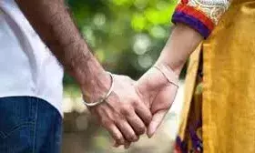 प्रेमी संग भागी; पानी के टैंक में मिला शव , पति की हत्या का आरोप