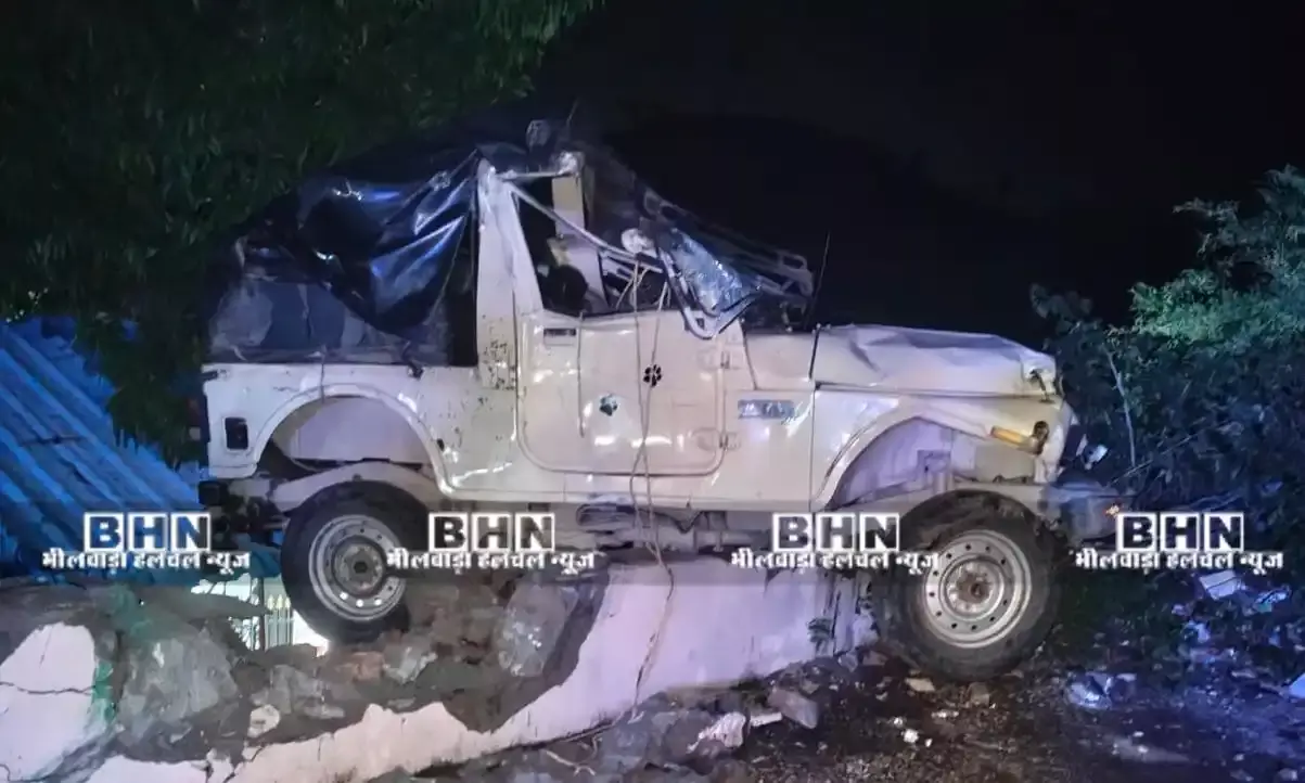 परशुराम महादेव फूटा देवल  में वन विभाग की टीम पर हमला, जेसीबी चालक ने जिप्सी तोड़ी और वनकर्मियों पर चढ़ाने का प्रयास, पुलिस की तलाश जारी