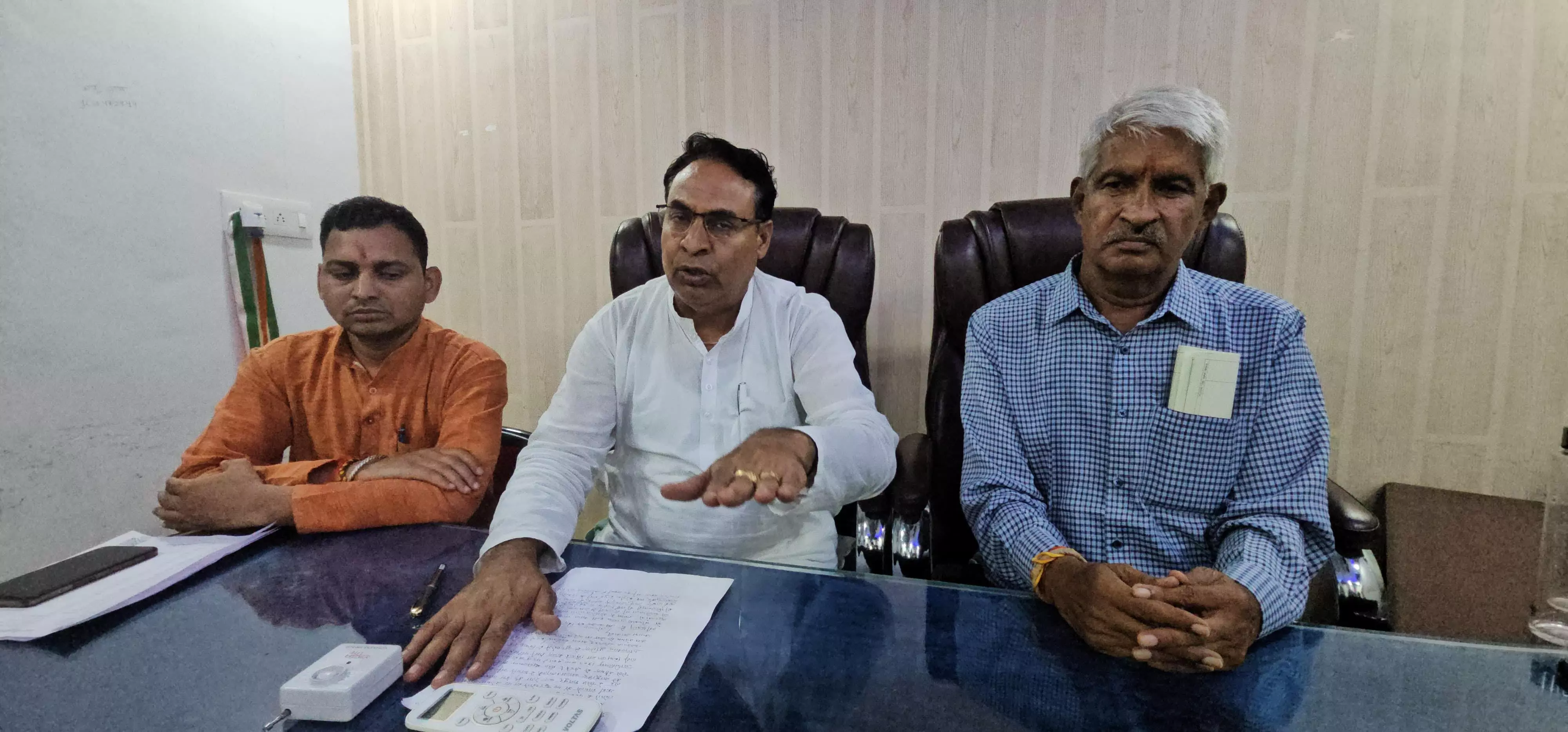 अब नहीं चलेगा सूदखोरी का खेल: विधायक गोपीचंद का कांग्रेस पर तीखा वार, बोले - अपराधियों की मिलीभगत अब आएगी सामने अब नहीं चलेगा सूदखोरी का खेल: विधायक गोपीचंद का कांग्रेस पर तीखा वार, बोले - अपराधियों की मिलीभगत अब आएगी सामने