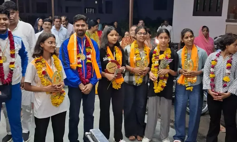 किक बॉक्सिंग में मुस्कान को स्टेट लेवल में गोल्ड मेडल हासिल