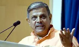 ई-कॉमर्स से कमजोर हो रहे सामाजिक रिश्ते, केवल लेन-देन तक सिमट रहे संबंध, होसबोले