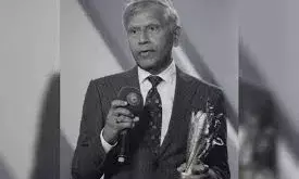 दिलीप दोशी का दिल का दौरा पड़ने से निधन