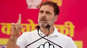 राहुल गांधी को EC का जवाब, CM फडणवीस बोले- कब तक हवा में तीर चलाते रहेंगे