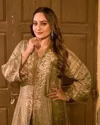 हेरा फेरी 3 परेश रावल के बिना अधूरी : सोनाक्षी सिन्हा हेरा फेरी 3 परेश रावल के बिना अधूरी : सोनाक्षी सिन्हा