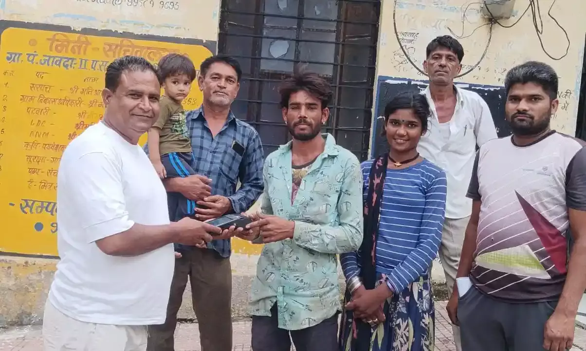 भंवरलाल को मिला राशन का अधिकार, घुमंतू जीवन में आई राहत