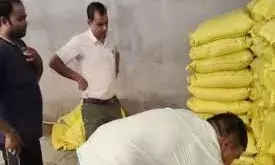 यूरिया से बना रहे थे डीईएफ, कृषि विभाग ने कार्रवाई कर 66 बैग जब्त किए