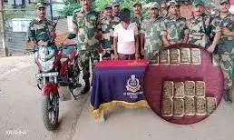 बीएसएफ जवानों ने बाइक से बरामद किया 2.42 करोड़ का सोना