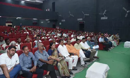 नगर निगम सभागार में आयोजित हुआ लोकतंत्र सेनानी सम्मान समारोह नगर निगम सभागार में आयोजित हुआ लोकतंत्र सेनानी सम्मान समारोह