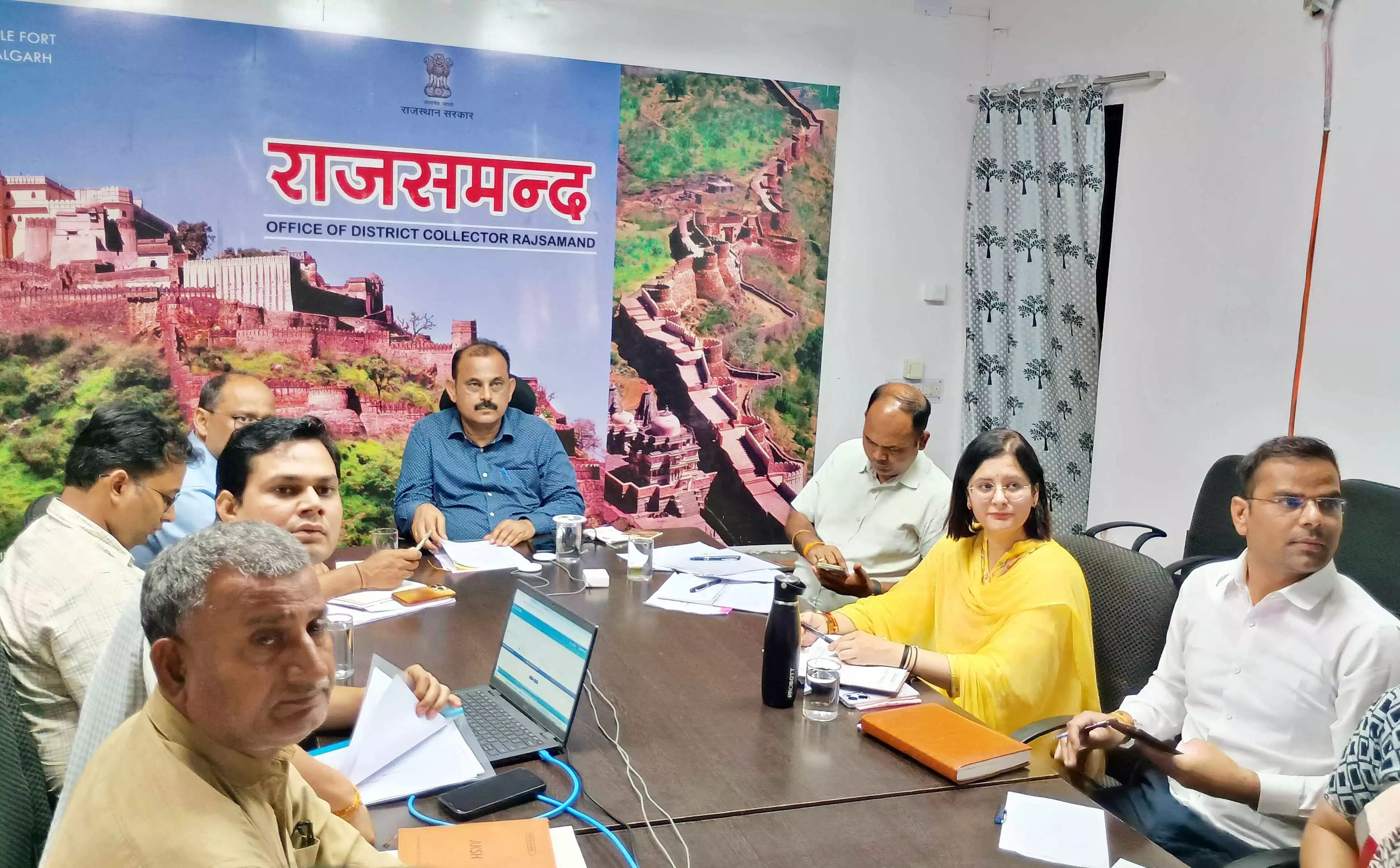 शिविरों में आमजन को उसी दिन मिले राहत, हर व्यक्ति की समस्या का हो समाधान :कलक्टर शिविरों में आमजन को उसी दिन मिले राहत, हर व्यक्ति की समस्या का हो समाधान :कलक्टर