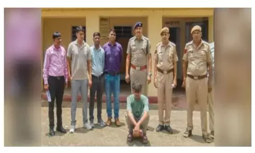 बेरोजगारी से तंग युवक  बना साइबर ठग, 28 करोड़ ठगने पर रखने लगा कैश गिनने की मशीन; राजस्थान पुलिस ने नोएडा से किया गिरफ्तार