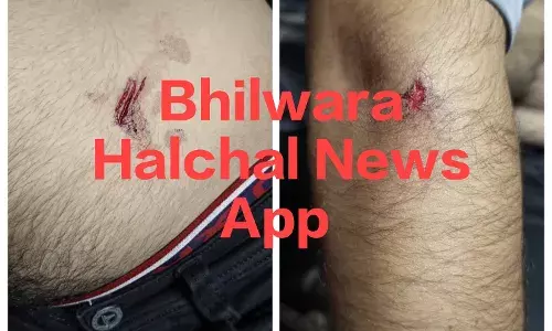 खाद खाली कर ट्रैक्टर से लोट रहे युवक को चाकू मारा
